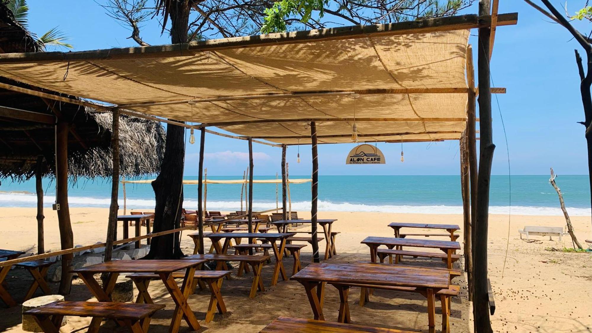 Breezy Beach Cabanas Arugam Bay Exterior foto