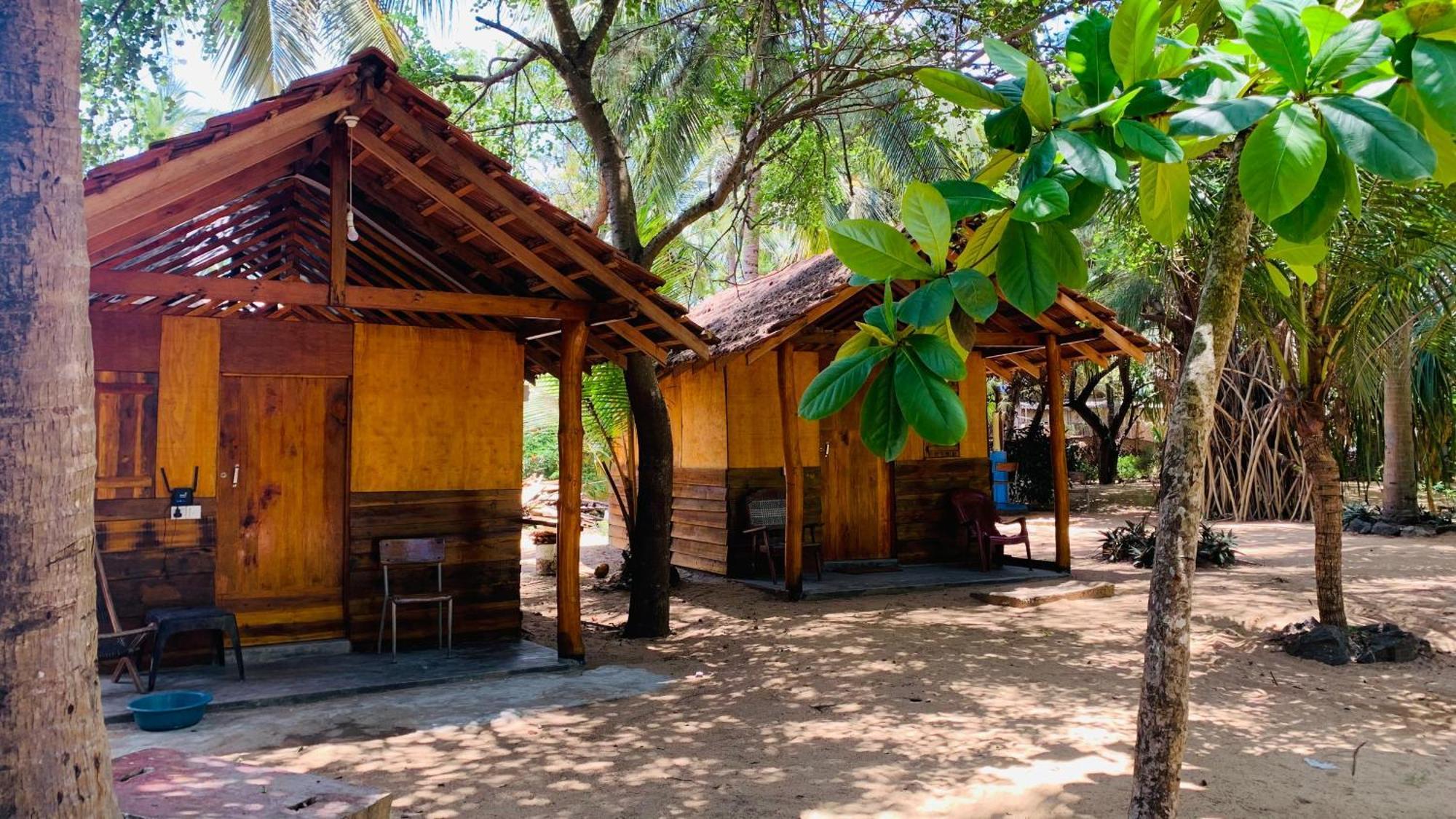 Breezy Beach Cabanas Arugam Bay Exterior foto