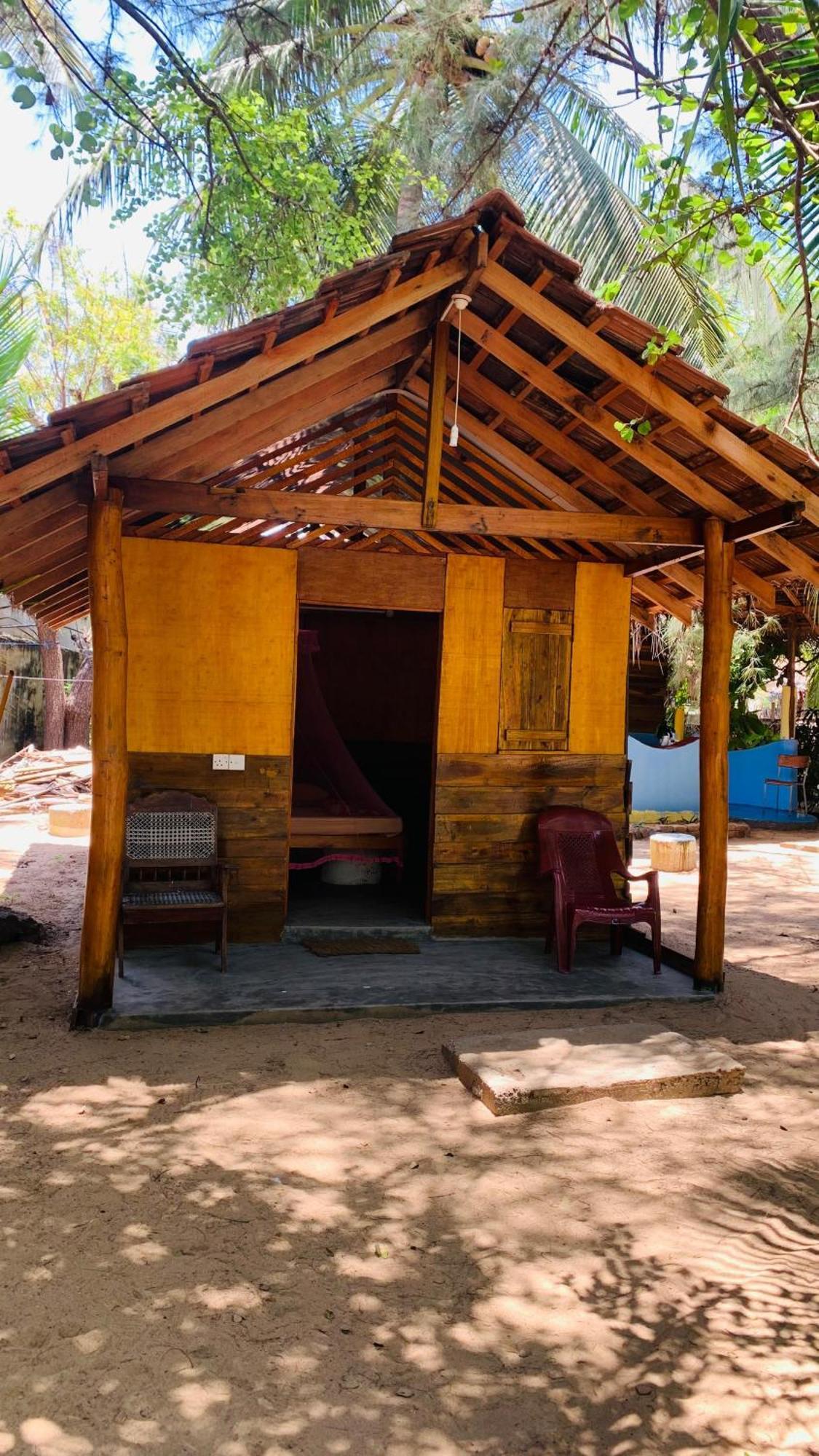 Breezy Beach Cabanas Arugam Bay Exterior foto